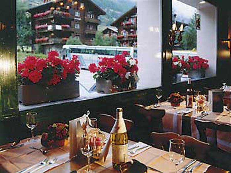 Matterhorn Inn Täsch Restaurant foto